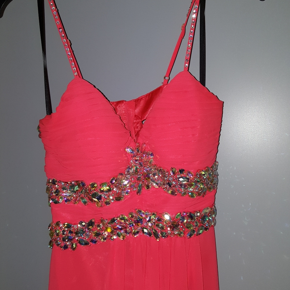 Coral prom/formal dress
